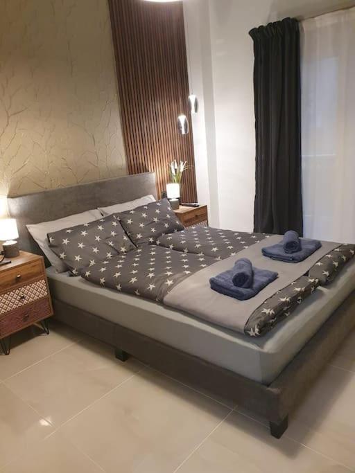 Pleasantstay City Appartement เทสซาโลนิกิ ภายนอก รูปภาพ